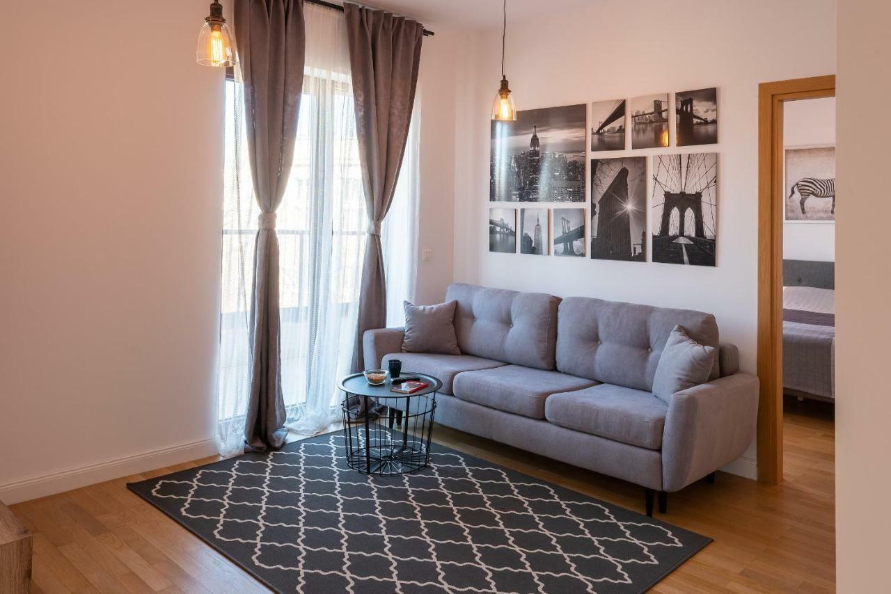 Central Apartment Бухарест Екстер'єр фото