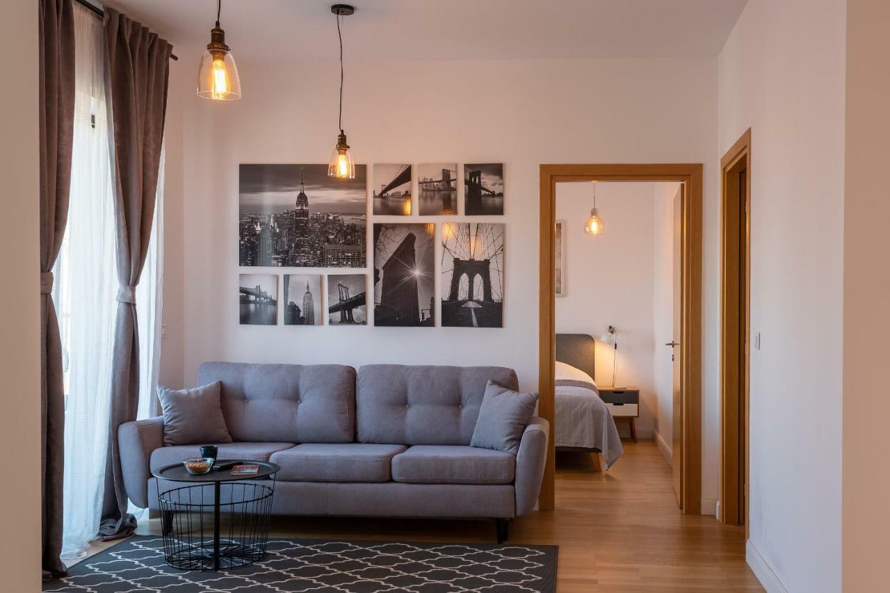 Central Apartment Бухарест Екстер'єр фото